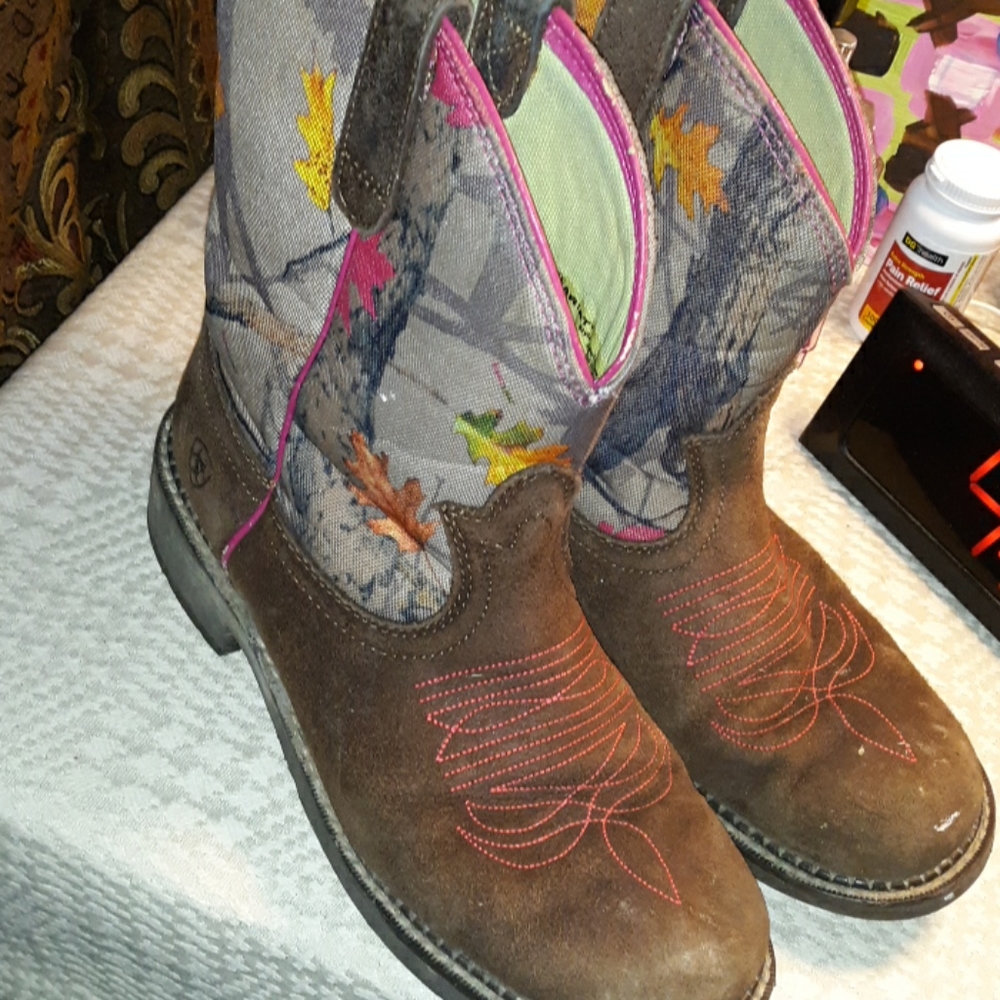 Ariat boots womans size 10